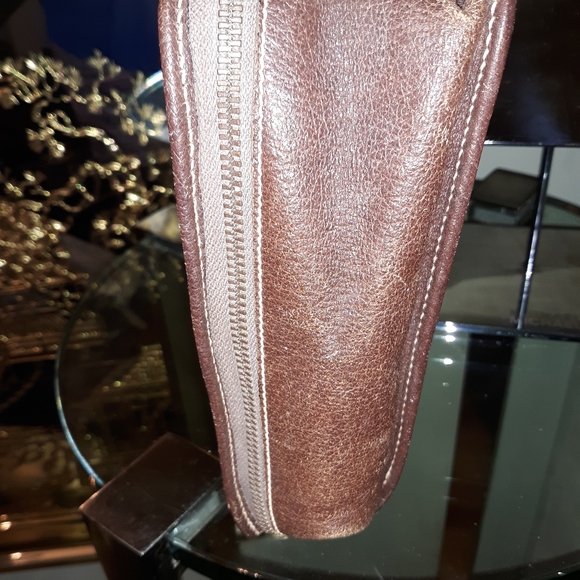 Gucci Clutch - 10 inches wide and 7.5 inches in height. - Picture 12 of 12